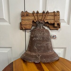 Sexton 1970 liberty bell wall plague hanger